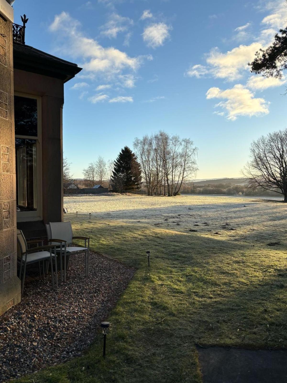 Hotel Dalrachney 3*