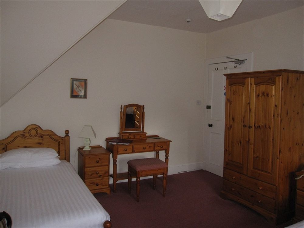 Hotel Dalrachney 3*